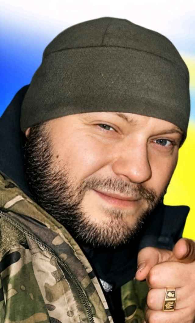 Євген ЮрійовичГОЛОБОРОДЬКО Євген ЮрійовичГОЛОБОРОДЬКО